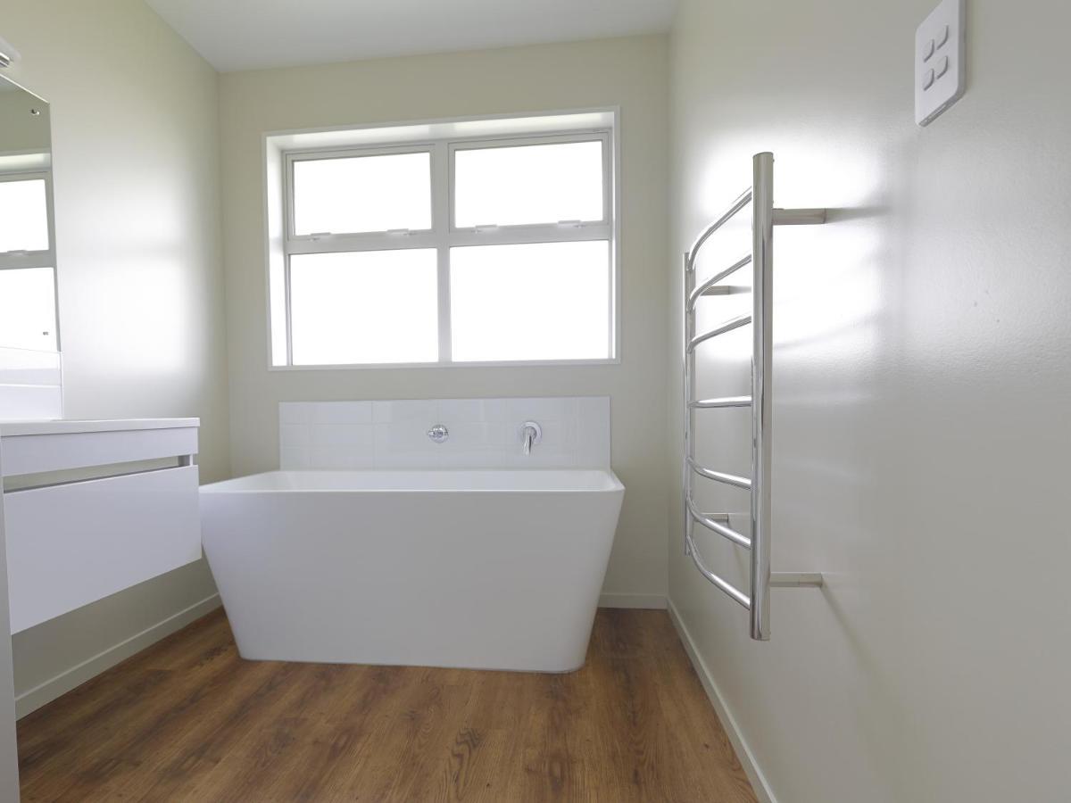 Fiordland Getaway - Te Anau Holiday Home Ngoại thất bức ảnh
