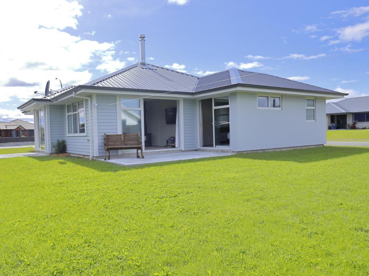 Fiordland Getaway - Te Anau Holiday Home Ngoại thất bức ảnh