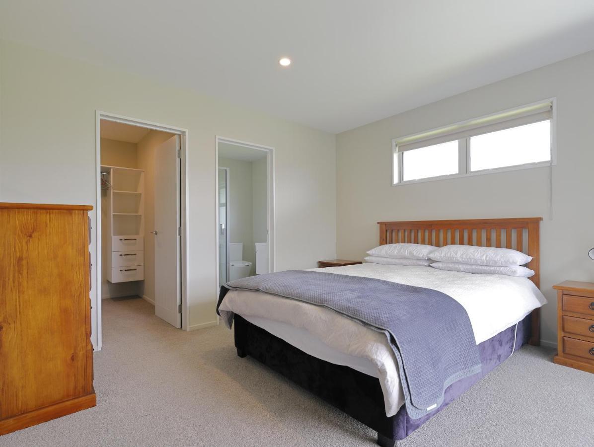 Fiordland Getaway - Te Anau Holiday Home Ngoại thất bức ảnh